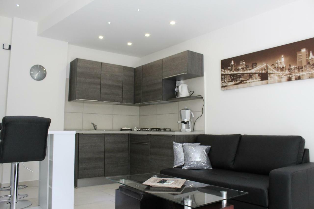 Villa Nina 2013 Appartamento 타오르미나 외부 사진