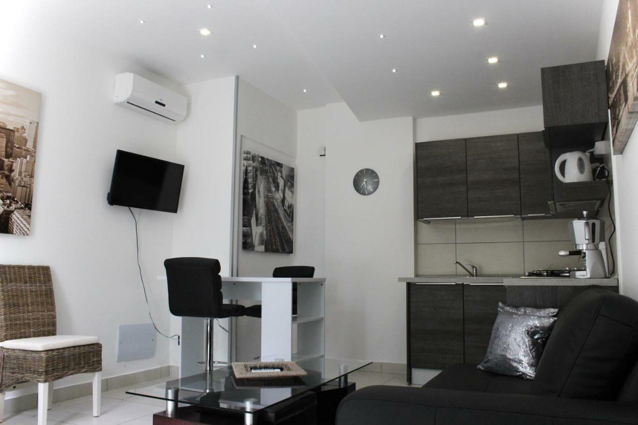 Villa Nina 2013 Appartamento 타오르미나 외부 사진